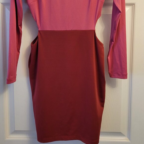 Nookie Casino 2 Tone Shift Dress in Fucshia/Berry - Picture 4 of 8